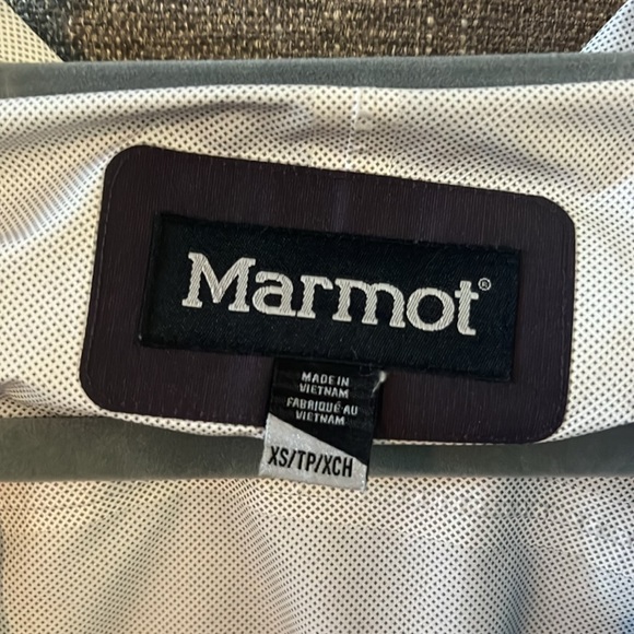 MARMOT Rain Jacket - Picture 3 of 5